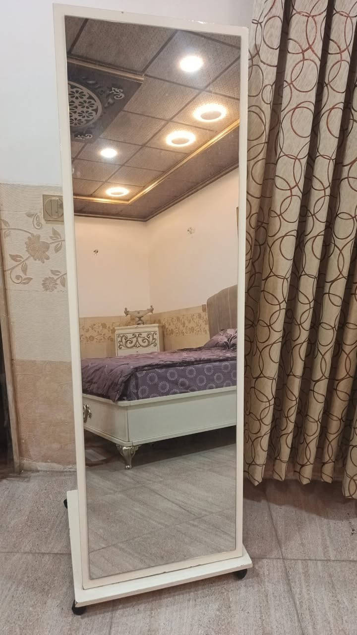 للبيع غرفة نوم تركي صبغ حراري ثقيله شركة الامل ***********

