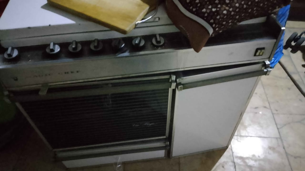 طباخ للبيع نظيف وشغال عنوان حي قاهره بغداد, العراق


**إذا كنت صاحب هذا الإعلان وتريد حذفه لأي سبب، رجاءا أرسل رسالة إلى الدعم الفني**