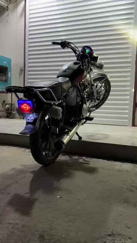 دراجه نامي برو محرك ٢٠٠ موديل ٢٠٢٥ لوك تجي بل مواقع انضف من بل الصور نقص برغي مابيها مكينه لحد اوتل بارحه اتفيلس لوك الدراجه سعرها ٨٠٠ بي مجال


**إذا كنت صاحب هذا الإعلان وتريد حذفه لأي سبب، رجاءا أرسل رسالة إلى الدعم الفني**