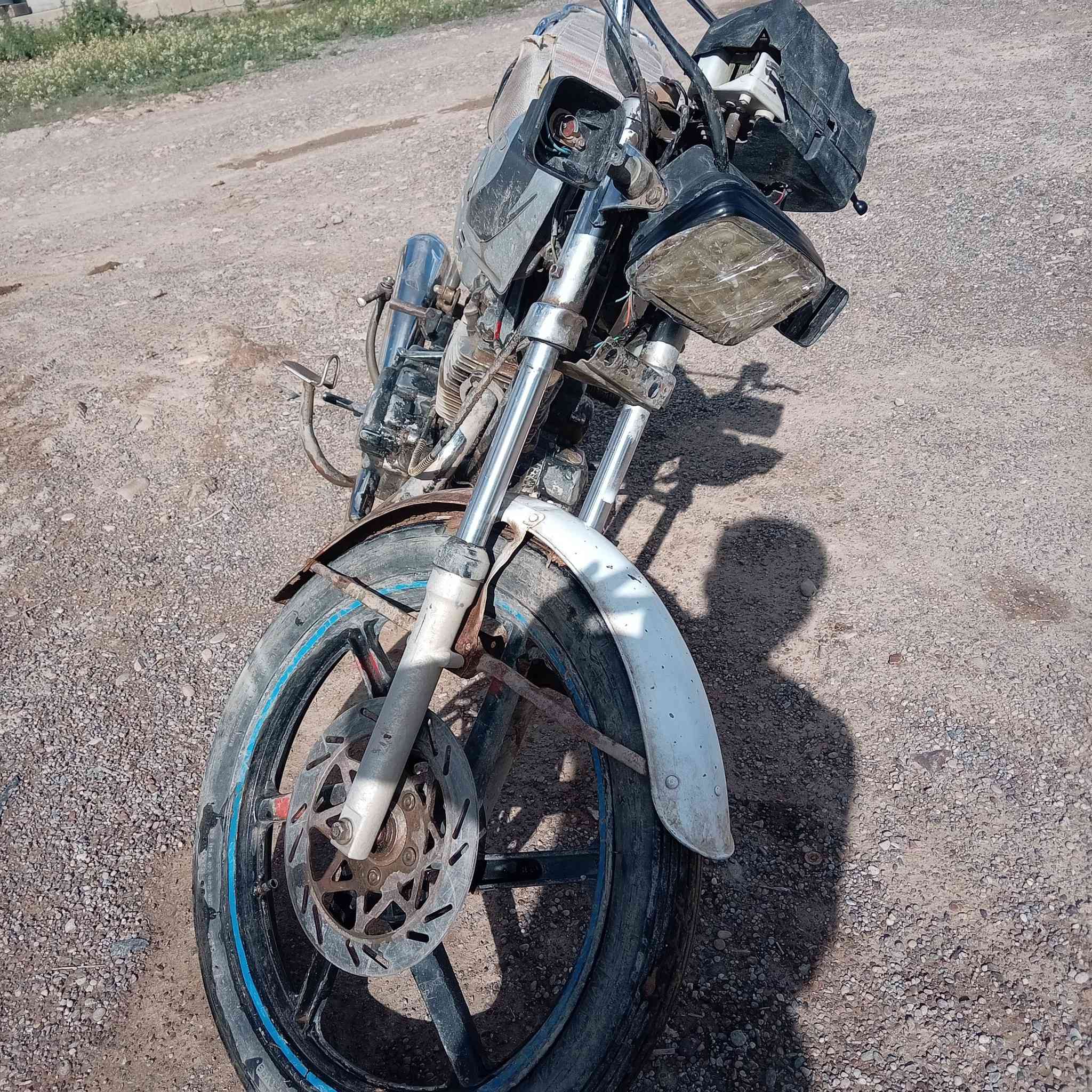 السلام عليكم يوجد موطور جني ابو الكله نشط كهربائيات مو شغاله موديل 2017 دبلات شقاله محرك نضيف للمراوس فقط اب جني كله او سافان للستفسار الاتصال علئ الرقم. ***********
