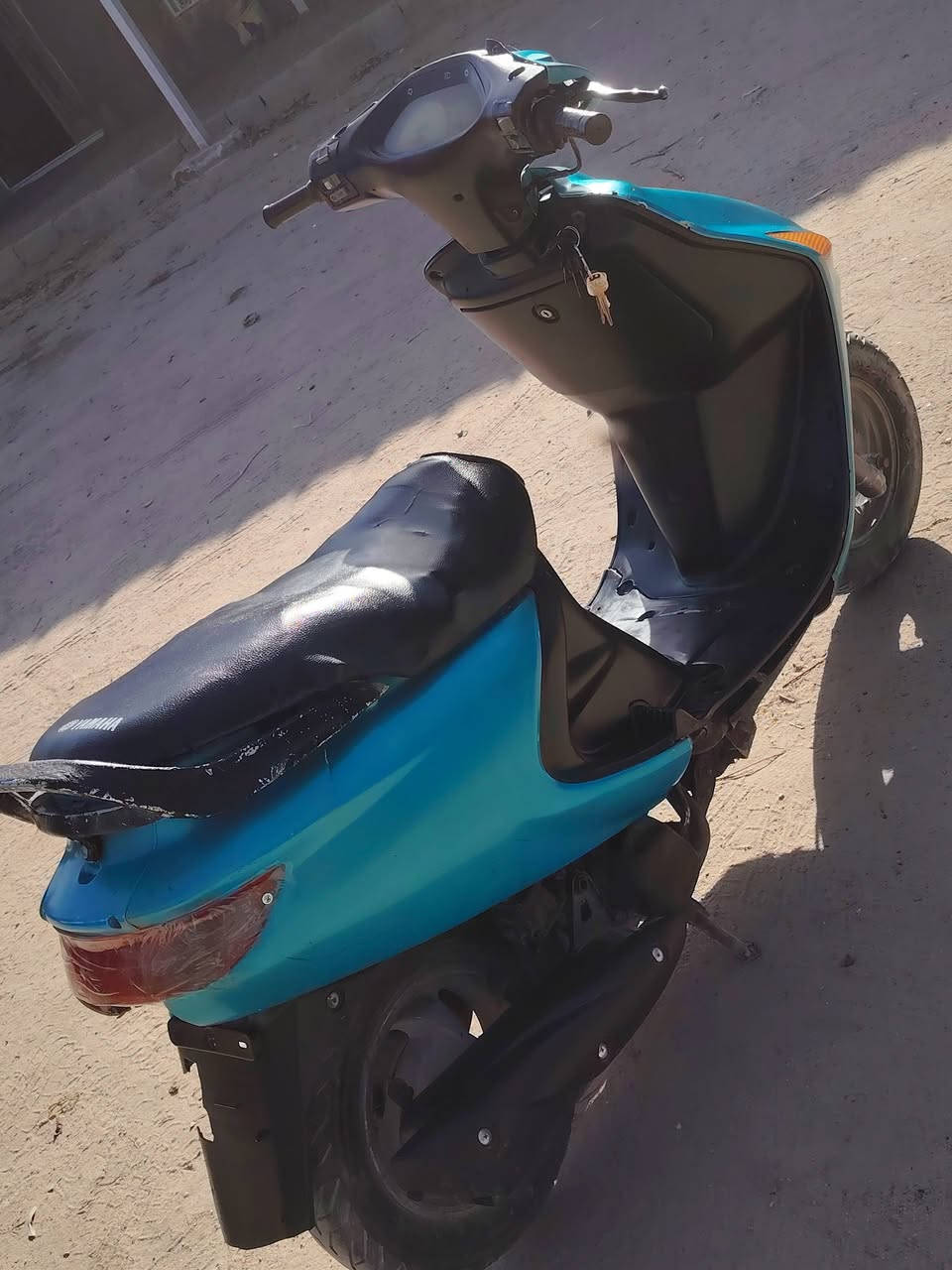 السلام عليكم
للبيع دراجه فراشه نضيفه و مجفته جديد وتايرات جدد   بس بيهة الهندر يفلت  مكان الدراجه النجف ناحيه الحيدريه خان النص السعر ب ٣٠٠ وبيهة مجال الدراجه انضف من الصوره
***********
***********
