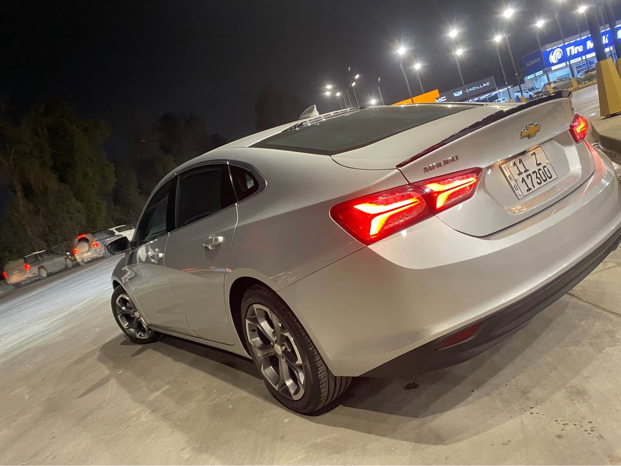 سلام عليكم 
شوفرليت ماليبو 
موديل 2022 LT السعر 133 وبيه مجال للشراي
تتدفئه كشنات كشن كهرباء 
سياره ماشية 24 سياره اخت الزيرو 
سيارة جاهزة وبلادية الحادث طرف البنيد وشوية بل باب العبري بس  رقم بغداد بسمي  واي استفسار حاضر *********** بغداد, العراق
