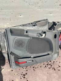 قطع غيار سيارات • للبيع