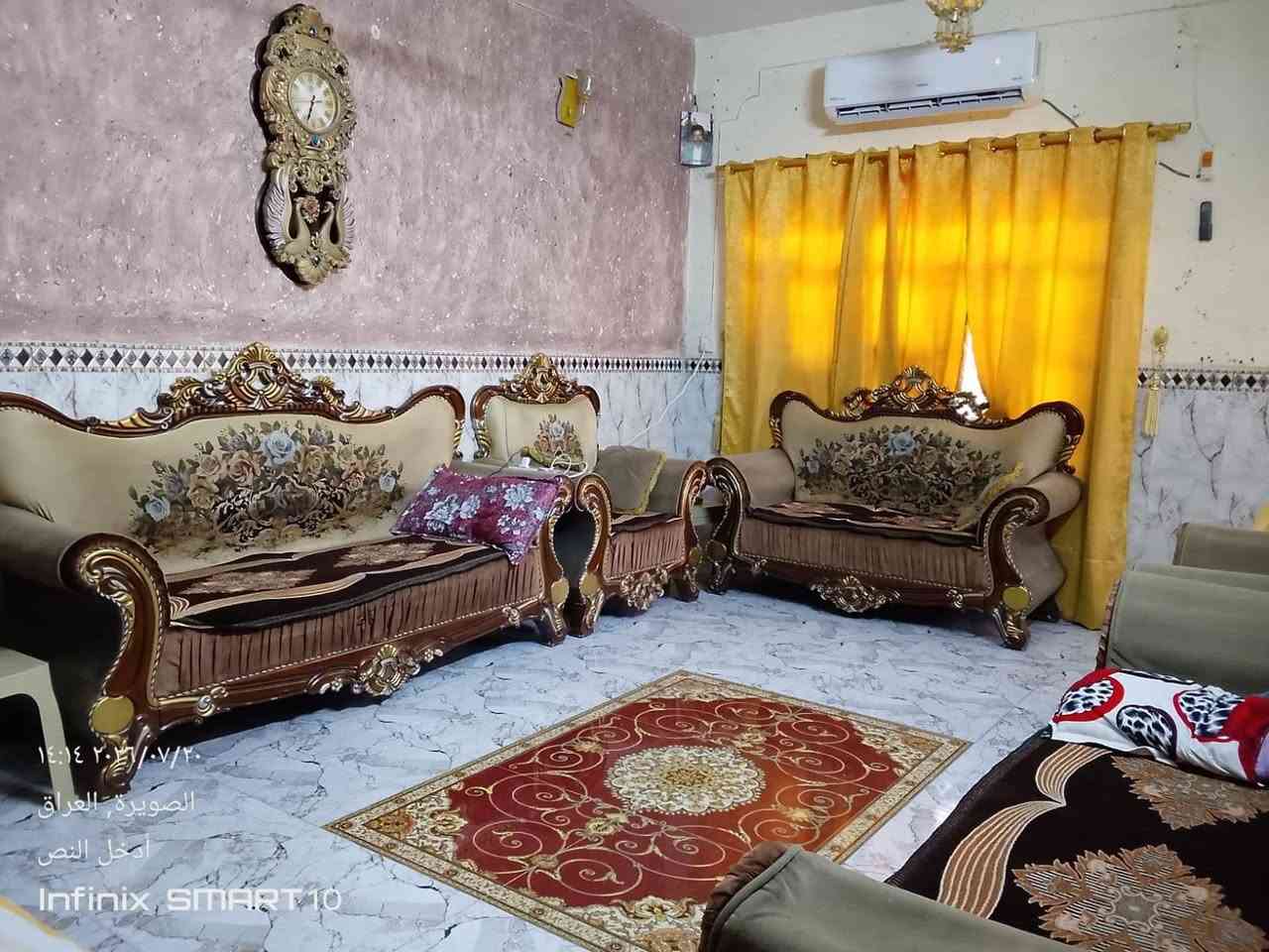 السلام عليكم دار للبيع ركن  مساحه 200م ع طريق المطار خلف عماره فلاح الزبيدي يحتوي البيت على استقبال وصاله ومطبخ وغرفتين نوم و2 منور 
-للاستفسار على رقم التالي  
***********
