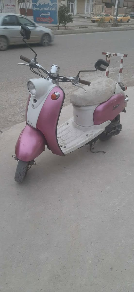 دراجه عبد الحليم فحل كفرات بلاديه
السعر 350
الرجاء التواصل على هذا الرقم 
***********
العنوان/بعقوبه-التحرير

مكلف بلنشر الرجاء التواصل ع الرقم فقط
