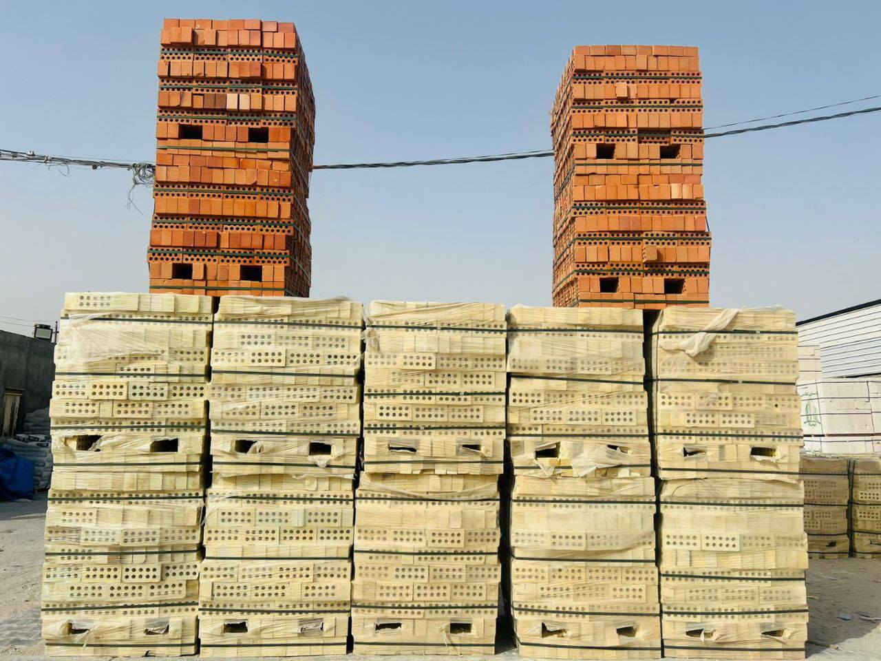 ‏✅يعلن مكتب ألبصرة✅
‏اعلان🏠 اعلان🏠 اعلان🏠
‏بسم الله الرحمن الرحيم 
‏اليس الوحيدين فقط بس احنا الافضل
‏توصيل محافظه البصره فقط وشكرا على تواصلكم معانا
‏ طابوق الشمال 4,000سعر1,300💵واصل مكان تفريق  الدرجه الاولى
‏ طابوق نهروان 4,000 سعر800الف💵 واصل  مكان تفريق  الدرجه الاولى 
‏وباسعار تنافسيه 
‏يوجد الدينا كرين تصعيد كافه المواد
‏
‏☎️***********☎️
‏☎️***********☎️
