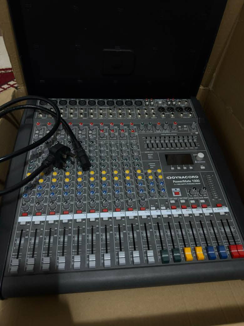 جهاز داينكورد 1000 امتياز الاصلي
بعده بل كارتونه ماته للبيع 
السعر خاص مكاني بغداد الدورة 
استفسار ‏‪***********‬‏
