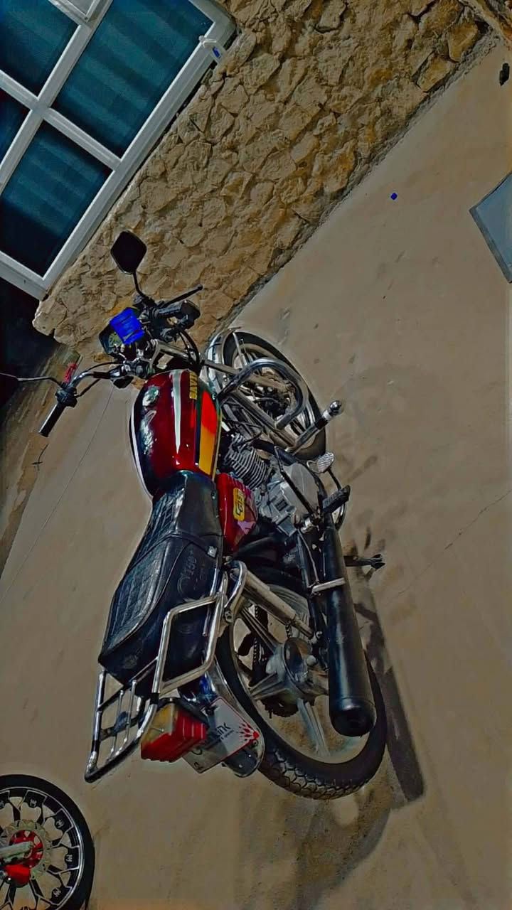 سلام عليكم
للبيع ايراني سيفان موديل 2021
محرك كير كفاله نشاط خير من الله
تواصل ***********
سعر 550وبي مجال
