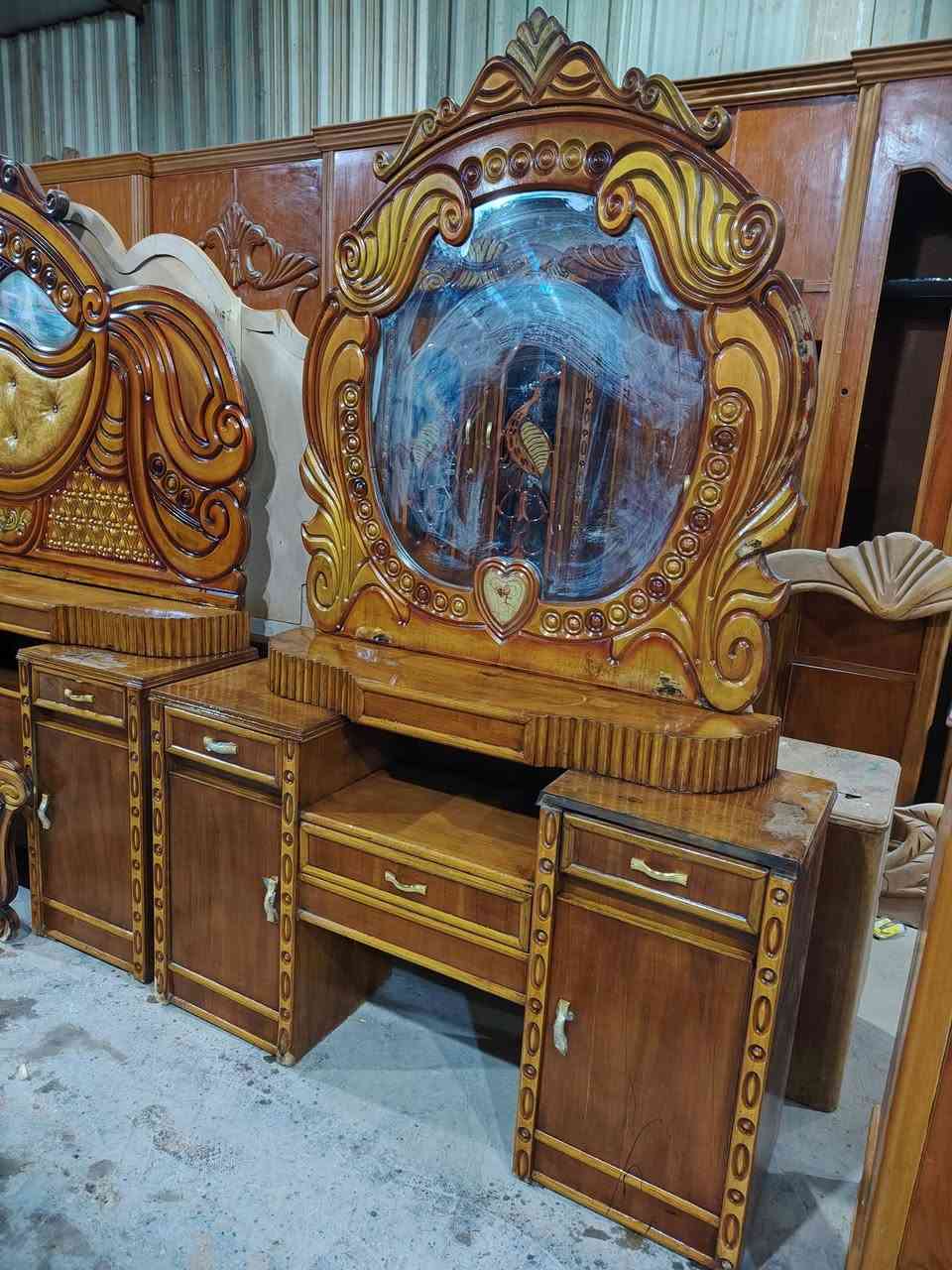 يالله
غرفه نوم ام السته نضيفه جدآ السعر 
650 بيهه مجال
العنوان النجف حولي مقابل شارع عشرين ***********واتس او الاتصال على الرقم
