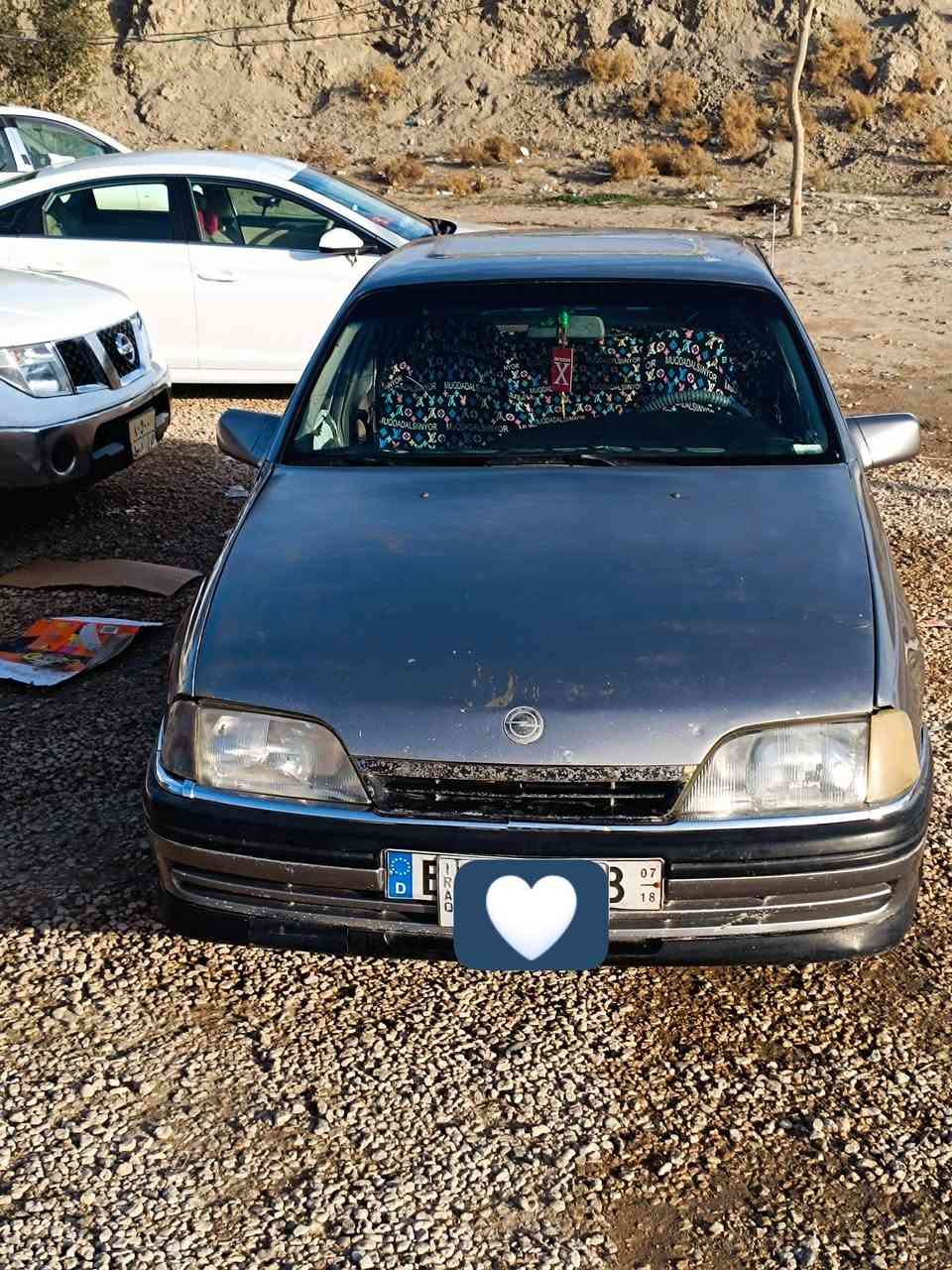 السلام عليكم اوبل اوميكا للبيع مديل 1992 مكينه كير حداديه جديده تخم تاير ابو الخطة جديد السعر 26 وبيه مجال المكان الديوانية غماس رقم ***********
