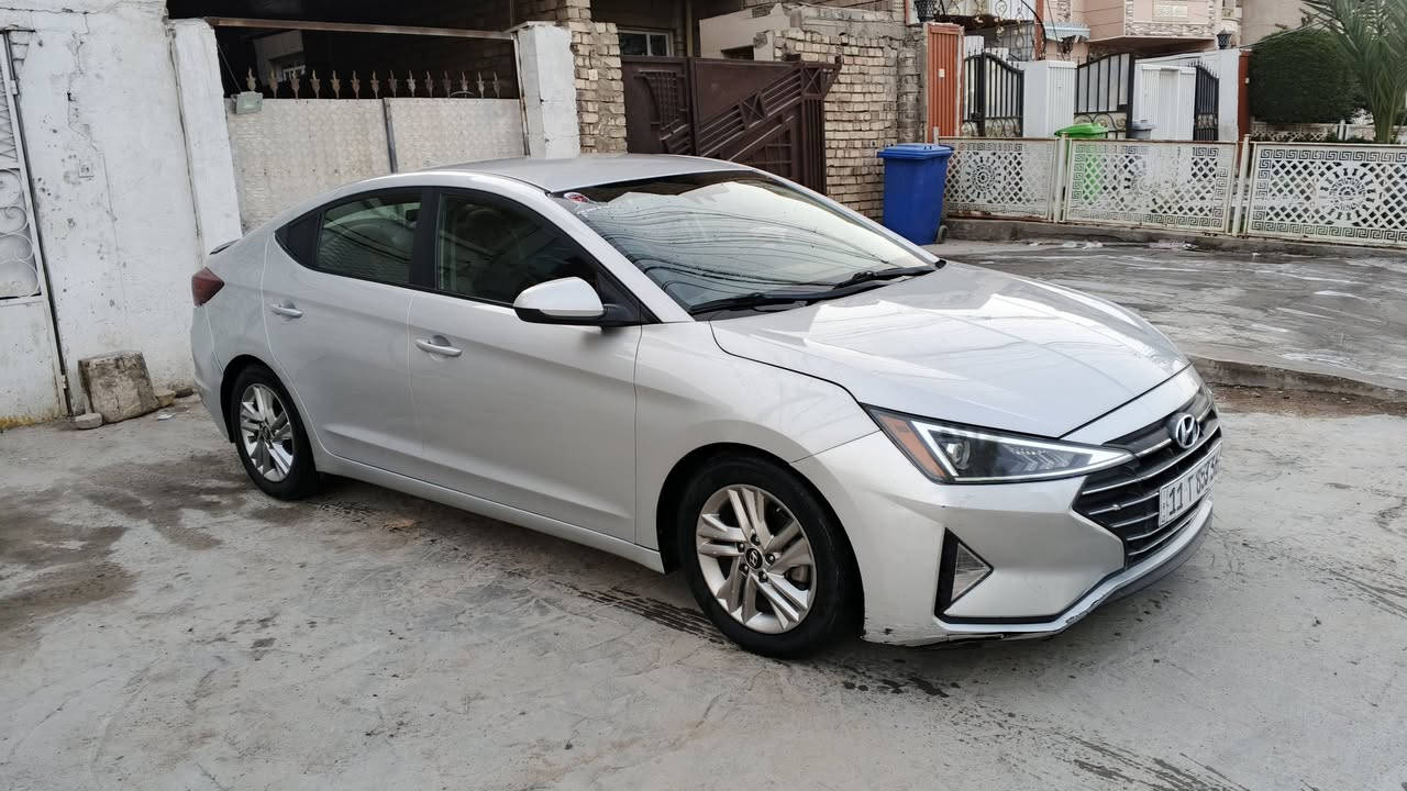 السلام عليكم ورحمة الله
النترا امريكي للبيع موديل 2019  رقم بغداد باسمي ماشية 74 ميل حادثها موضح بالسونار 
السعر 136 وبيها مجال 
مكانها بغداد الكرادة 
للاستفسار الاتصال على ***********
