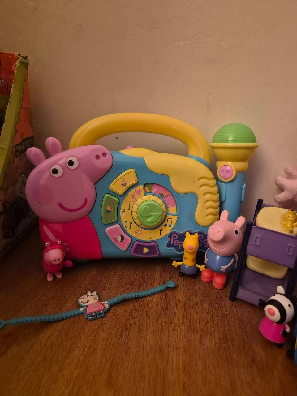 محبي بيبابيك مجموعه تجنن جمال ودلال


**إذا كنت صاحب هذا الإعلان وتريد حذفه لأي سبب، رجاءا أرسل رسالة إلى الدعم الفني**