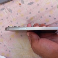 آيفون ١٥ برو ماكس • ٢٥٦ • بطارية ٨٥%