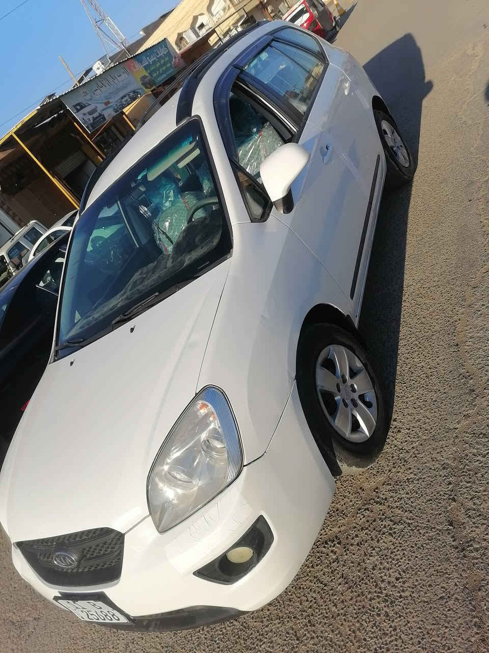 كارنز ٨ رقم بغداد الجديد تحويل مباشر محرك ٤ الفين ٧ راكب سياره بيها شوي باردات سعر البيع ١١٥ مكاني الانبار هيت هاتف ***********
