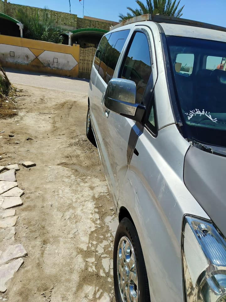 سلام عليكم ستاركس 2008 

مكينه مسكر جديده 
مبدل سستم كامل 
رقم بابل 
فخذه صفحه السايق بيه خياس 

سعره 125 وبيه مجال 
***********
