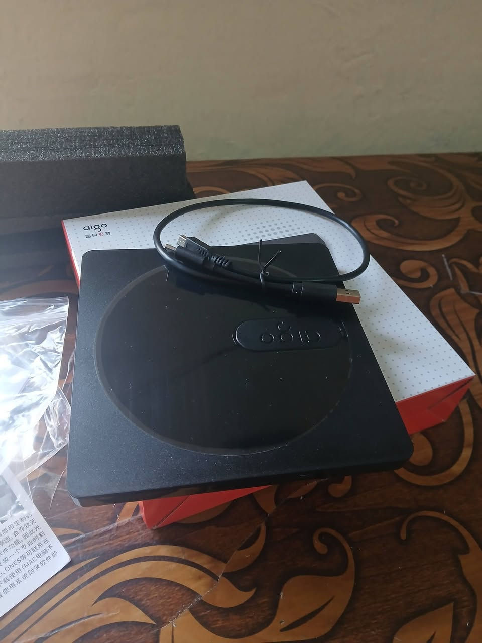 السلام عليكم
متاح محرك الاقراص  aigo
يستخدام (Plug-and-Play) وتدعم واجهات توصيل متعددة مثل USB 3.0 و Type-C
وتوفر سرعات قراءة وكتابة جيدة (مثل 24x و 8x) 
تعمل مع أنظمة تشغيل (Windows, Mac, Linux) 
تعمل كمشغل أقراص DVD، قارئ بطاقات SD، و  TF، وموزع USB
كذالك نسخ الأقراص (CD/DVD)
تدعم USB 3.0 (للنقل السريع) 
و Type-C (للأجهزة الحديثة)
عنوان : بغداد الجديده متواجد خاص
 وعلى الرقم التالي وبي وتساب 
***********
