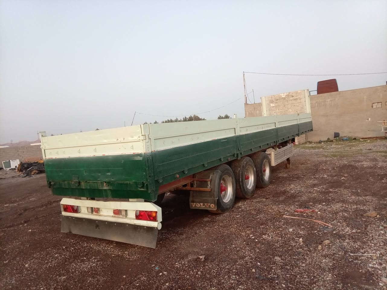 سلام وعليكم عربانه جناب لبيع تلث دناكير وربيه مكفوله كفاله عامه سعره ٥٠ بيه مجال لطيبين ***********
