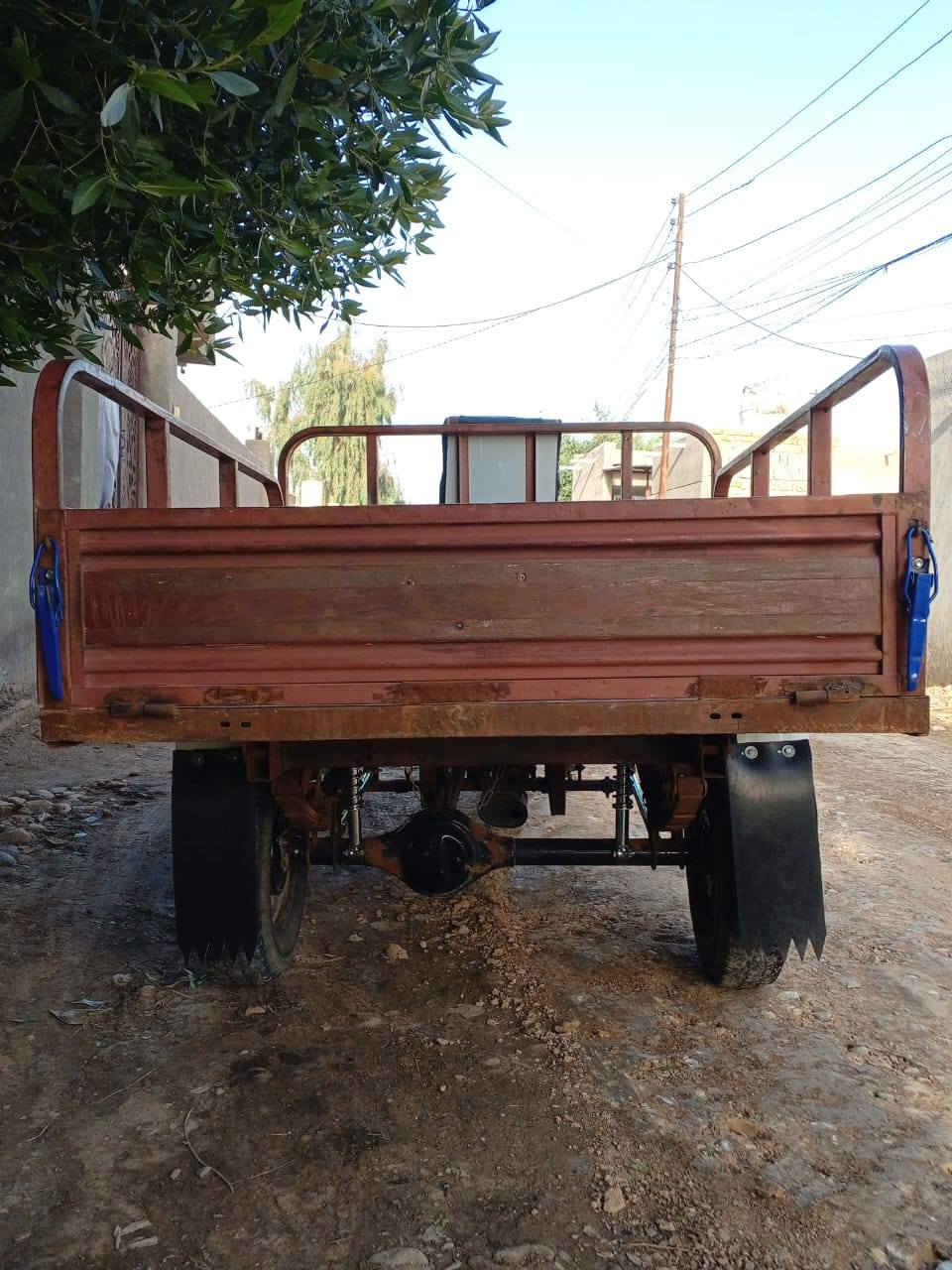 2011 رقم سنويه كامله حمراء اكسن ورق جمره رقم بواحد 350 مكانه كوت حي الجهاد***********
