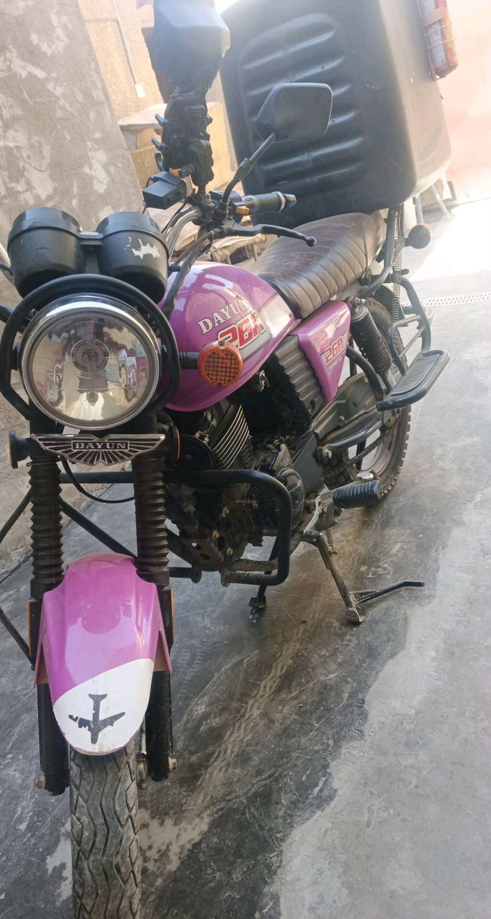 السلام عليكم دايوان موديل 2023رقم بابل مشروع وطني تتحول وين ميعجبك بغداد دراجه بسمي اريدهه مراوس بوكسر هم مرقمه 
الاستفسار ***********مكاني بغداد المشتل