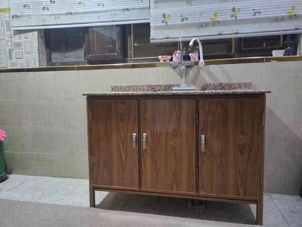 السلام عليكم مطبخ المنيوم للبيع كلش نظيف ويا طباخ ابو الفرن بحاله جيده وساحبه هواء جديده السعر 600 وبي مجال للاستفسار الاتصال بالرقم ***********
