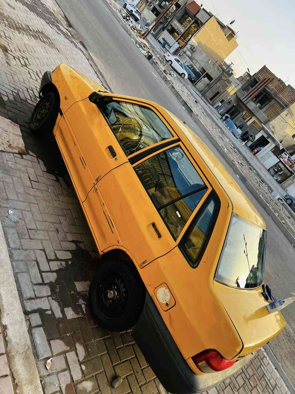 سايبا موديل 15 للبيع
السعر 30 
رقم بغداد مشروع وطني
كير ومكينة خير من الله 
مصفرة هيئة وغرامة 
سنوية لل26 
صدر جديد باتري وزوج تاير جديد داينمو جديد 
بأسمي تحويل ثاني يوم
مكاني مدينة الصدر قطاع77 
***********
