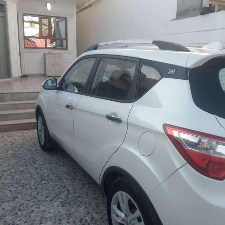 سیارە شنجانا مودیل 2014 ابیض رقم سنوي جديد شرط تحويل و وكاله سبخ بي بس بونت بيدون دواخل باقي ساره نضيفه مكان سياره قصروك قريب دهوك 
سعر سیارە 90  مجال 
رقم کورک ***********
رقم زین *********** شيخان, نينوى
