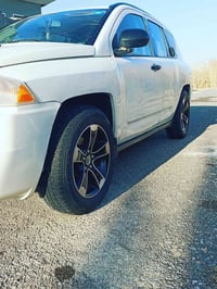 كومباص ٢٠٠٨ • ٢٤٠٠ • اوتوماتيك