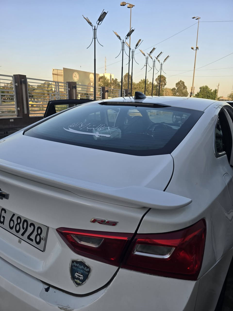شوفرليت ماليبو 2019 Rs #بجم_كبس✅️
السيارة معروفة مواصفاتها كت رياضي 
سبايدر بلادي 🏁
رقم اربيل دولي - تحويل شوكت ما يعجبك 
بصمة 
كشن كهرباء 
شاشة كبيرة 
كامرة دوارة
محرك 1500 توربو 
مواصفات Rs المعروفة 
ماشية ١٢٢ الف ميل 
السيارة كلين تايتل من امريكا 
الجاملغ الخلفي الجهتين واحد صبغ واحد كلير 
السعر 100 

للتواصل : *********** واتس + اتصال.
مكان السيارة بغداد
