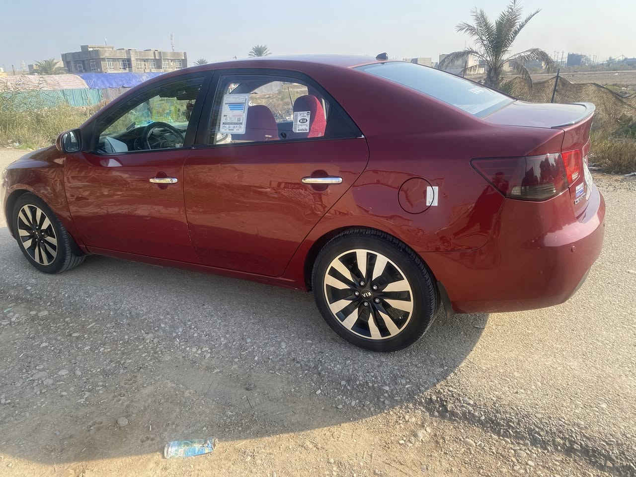 السلام وعليكم من رخصة الادمن كيا سيراتو 2012 خليجي سيارة بيها 3 قطع صبغ  اثر جراد داخل جوزي سيارة كير ￼محرك كله مكفول نصبتها حلوه 
الرقم 
***********
