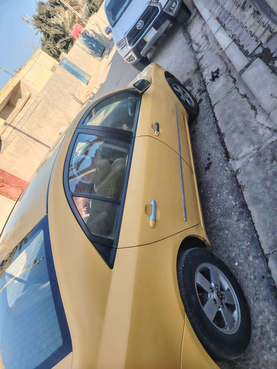 سياره للبيع سوناته كوري موديل 2009سياره ومكفوله مكينه وكيره وتخم تاير سياره مانقصها شي حداديه توني ذبها سياره بسمي نكليزي تحويل ثاني مكاني ميسان *********** سعرها ٩٢ ورقه بيها مجال سياره مال جناي متعوب عليها
