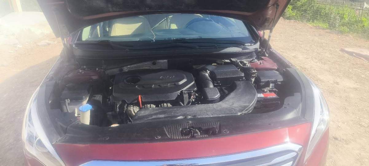 للبيع سوناتا موديل 2015وارد امريكي رقم بابل حادثها من امريكا فقط بنيد والعراق بيها جاملغ خلفي وباب وربع الصندوق فول مواصفات بصمه اشاير بلمري مري شفط كشنات جلد كشن كهرباء تبريد تدفئه الكشنات بانوراما رادارات قطعتين تبريد بردات بلاد شاشه جبيره مكينه 2400بلاديه ممفتوحه ماشيه 100يعني السياره جديده تخم تاير جديد حداديه تبريد تدفئه جاهز للاخير مكانها حله بزل حجي علي السعر118اتصل***********
