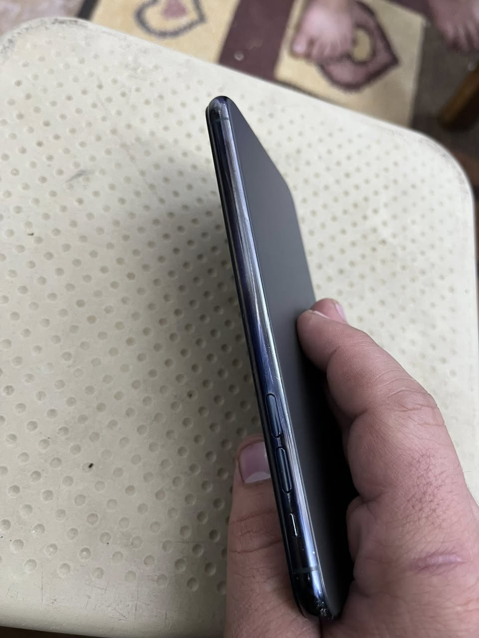 السلام عليكم للبيع ايفون 11pro max ذاكرة 64 جهاز كلش نضيف مبدل بي فقط ضهر بطاريته خدمه 74 شرق اوسط مو امريكي السعر المطلوب 275 الف وبي مجال بسيط حك الجية للاستفسار ع الرقم العنوان بغداد حي الجامعة 
***********
***********
