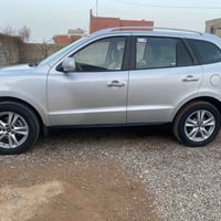 للبيع ومراوس حسب القناعه سنتافي 2011 ادوات بدون كص  كير محرك 6 سلندر  ...