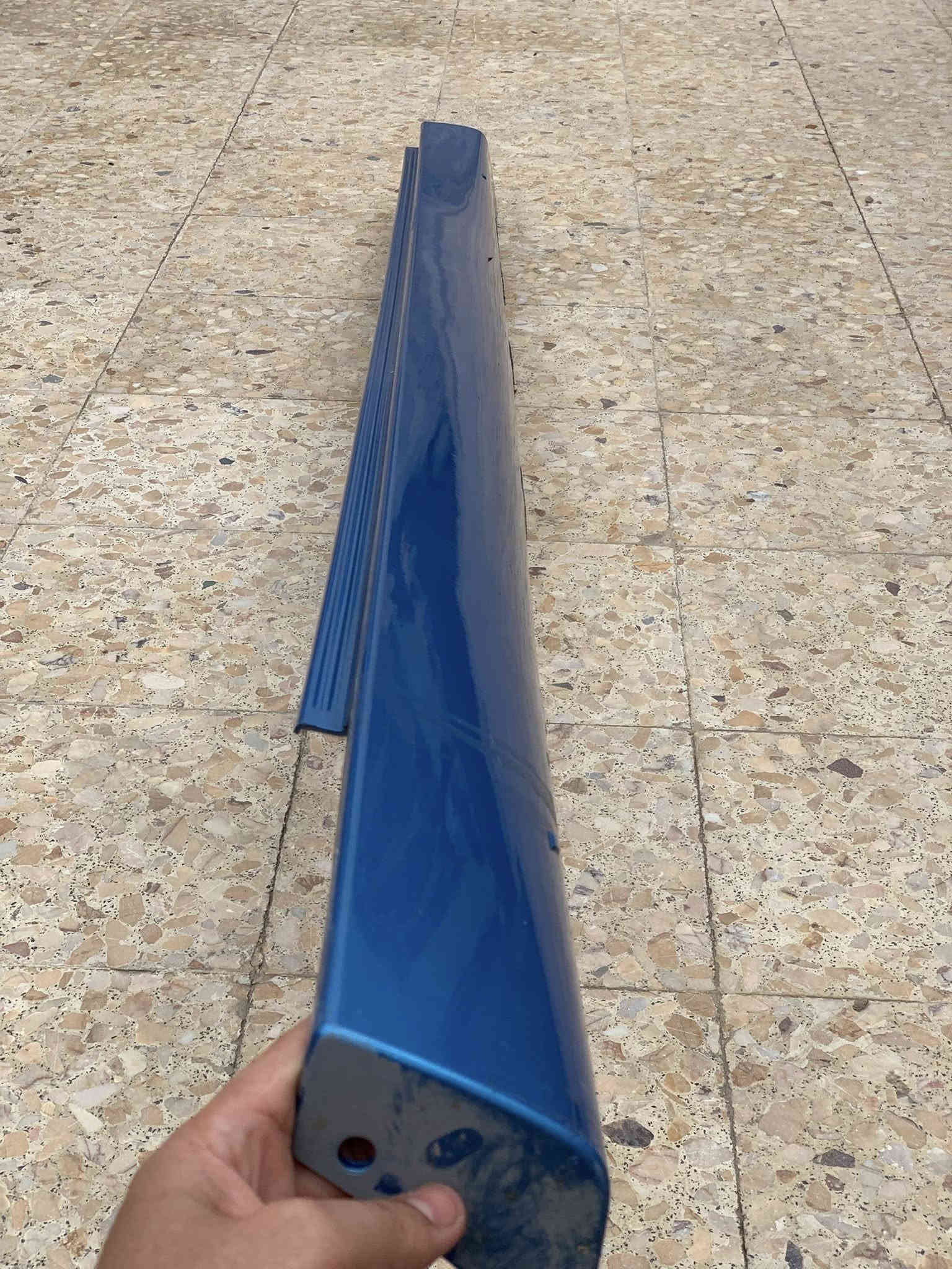 سلام عليكم 
مكاني بصرة ***********
ويل حجم ١٧ تخم كامل+ ويل اضافي بس واحد بيه عواج قليل ومعدل لا لحيم ولا اي شي فقط تعديل السعر ٣٠٠الف 
لدات دعاميه جهة اليمنه زوج ١٥ الف 
دوسه sxt يسره صفحة السايق تفصيخ ٢٠ الف 
دوسات اوباما تجاريات مال Sفقط مصبوغات غير مستعملات ٥٠ الف 
لحية sxt ٢٠ الف 
شباك دعاميه srt ابو الفتحات ١٠ الف 
ستدات تفصيخ ٢٣ استد ٢٠ الف
