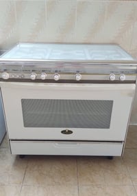 اغراض منزلية طباخ مصري كريازي حيل نضيف كلو شغال مابي اي عيب و غساله صح...