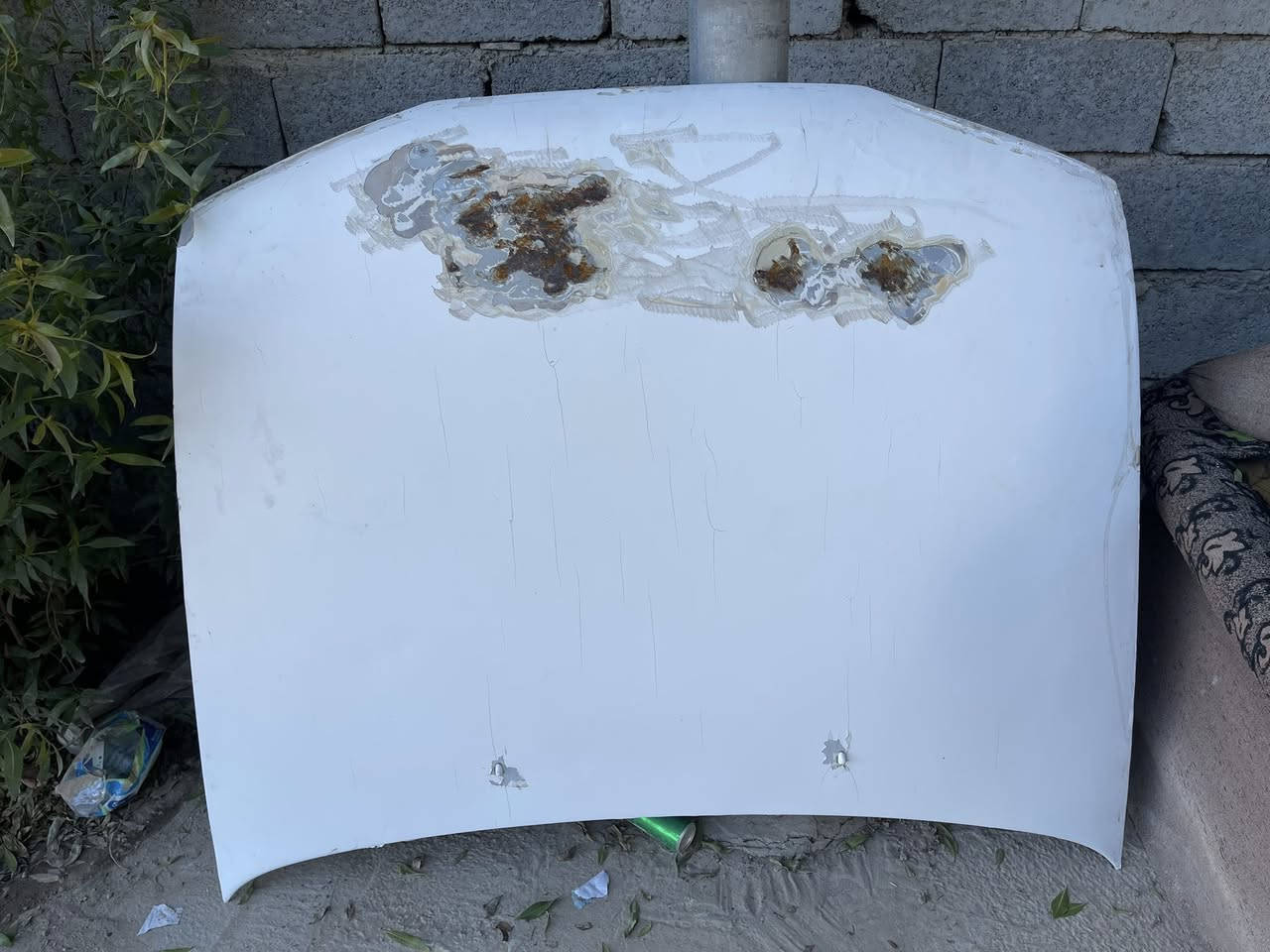 بوب عدد3وچامرلقات 2 وبنيد وسبايدرات عدد 2 مكانهن قرب تقاطع القدس ***********
