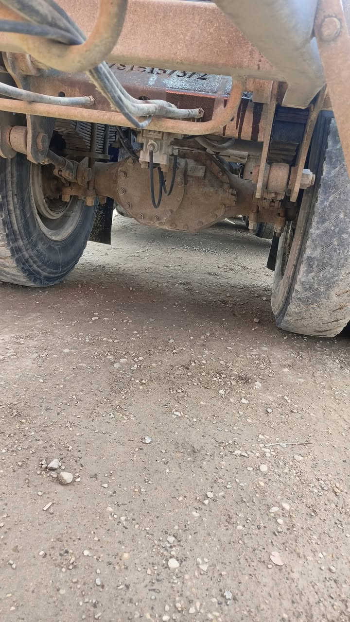 سلام عليكم للبيع مقطوره ذرعته 24 تفصال الباويه كله مجموعه برينه مفصله جديد تأيرات نضيفه ونج جديد لاستفسار ***********  مكان المقطوره الفلوجه معرض الاحلام السعر 210 وبيه مجال
