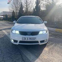 سيراتو • ١٨٠٠٠٠ كم • تايرات وبطارية جديدة