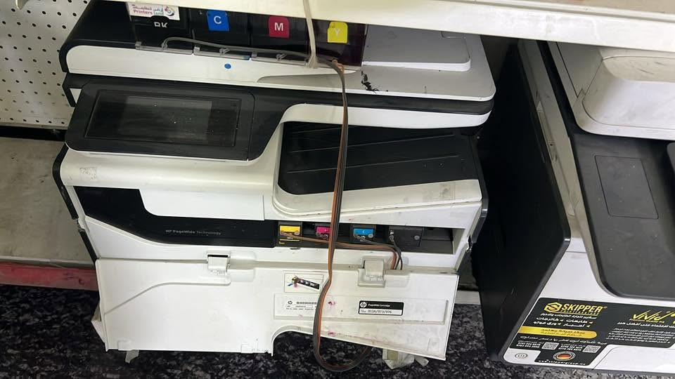 عندي طابعات hp عدد ٣ عاطلات ما يشتغلن قيم وأخذ ***********
