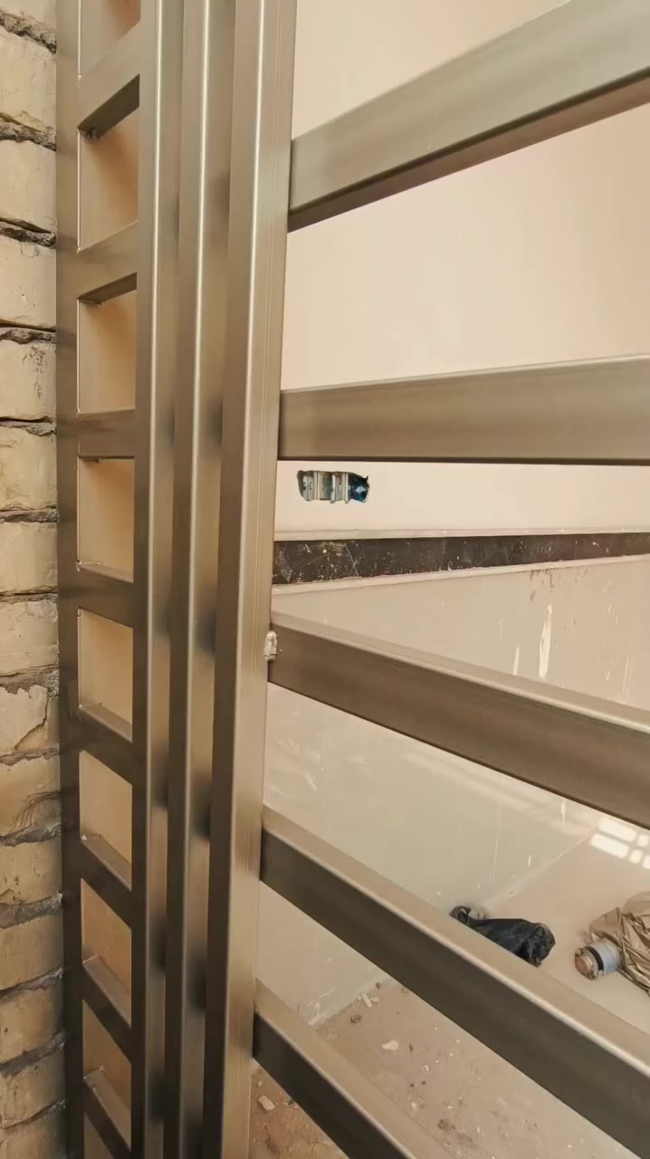 مستعدون صبغ شبابيك وأبواب🚪مع تنضيف بسعار مناسبه وعم***********
