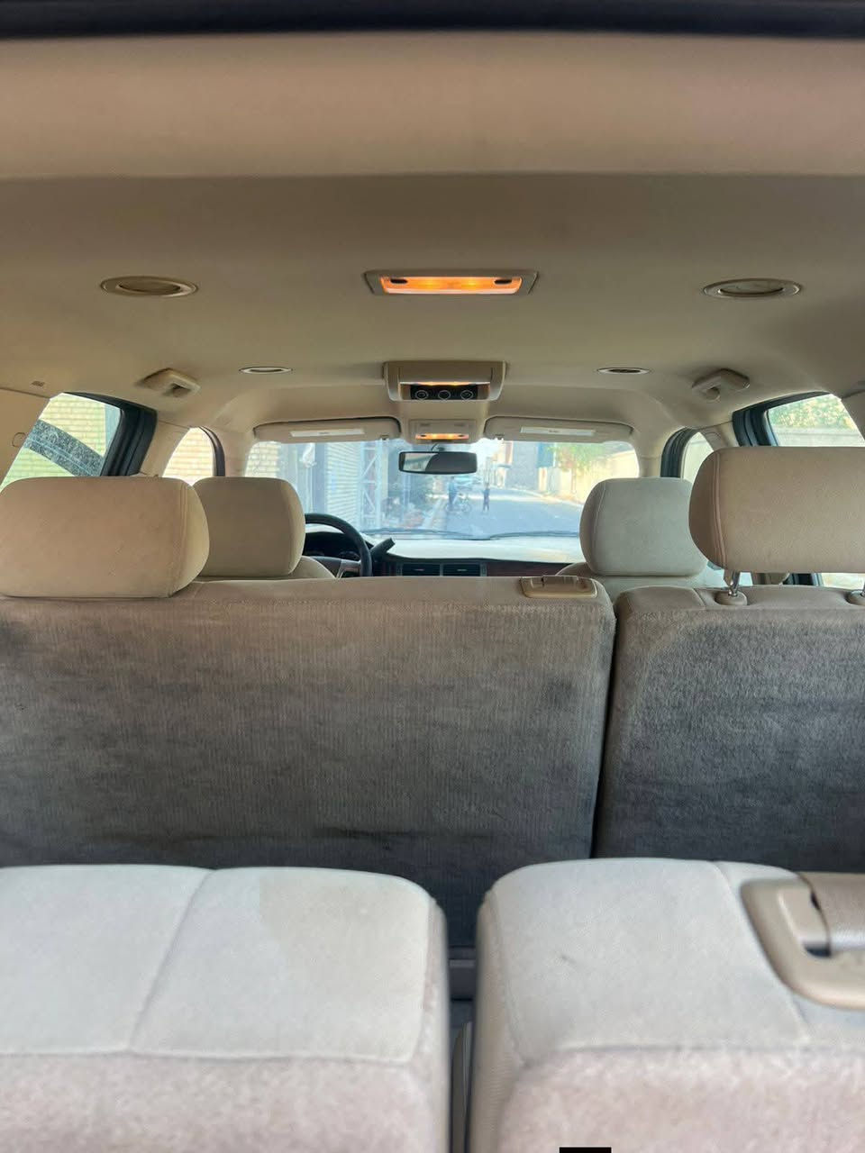 السلام عليكم تاهو خليجي موديل 2009  داخل عسلي مكفولهه
من العشاير 
من الكص 
من الفتح 
من الانتربول 
كير مكينه تبريد كله وضع شركه شغال 
تخم تايرات ويل جديد حداديه 100% مابيه 
ملاحظه بيهه البنيد مصبوغ اثر شخوط وجاملغ مبدل اثر شخوط والباقي كفاله من فتحت البرغي 
***********
العنوان كربلاء 
السعر 105 وبيه مجال
