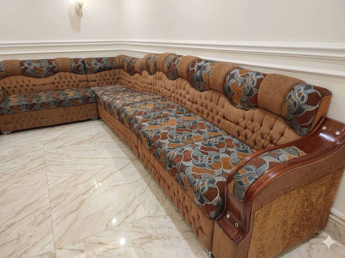 ديوان تسكام نجارة 13 مقعد 6 قطع ب375 نضيف جداً مكاني الحيدرية *********** دهل اوران, واسط
