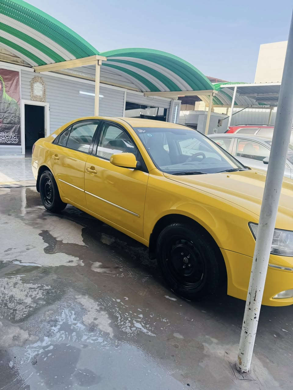 السلام عليكم 🫡 لبيع سوناته 2010 سياره جاهزه تخم تاير حداديه مكينه كير ٢٤٠٠ ابسمي مصفره غرمات مداور ثانيوم بيع فقط السعر ١٠٧الشراي يتصل مامتوجد خاص ***********
