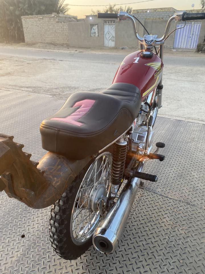 سلام عليكم  لبيع دراجه نامه شاصي 16تعمير جديد أوراق مكاتبه شارع فقط   سعر 650وبيها مجال قليل  مكان النجف


**إذا كنت صاحب هذا الإعلان وتريد حذفه لأي سبب، رجاءا أرسل رسالة إلى الدعم الفني**