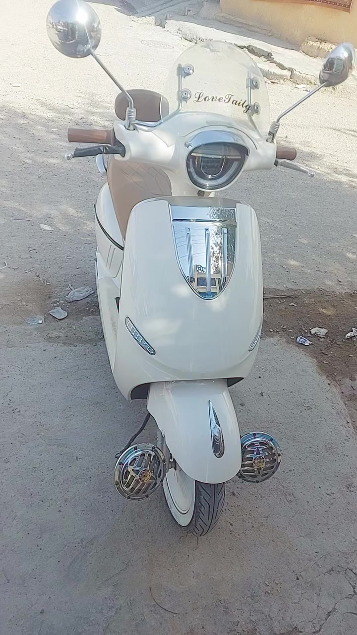 السلام عليكم دراجة عبد الحليم شحن موديل ٢٠٢٥ دراجة جديدة رمبة دراجة مابيهة نقص درجة حلوة وجديدة المكان الشعب ***********
