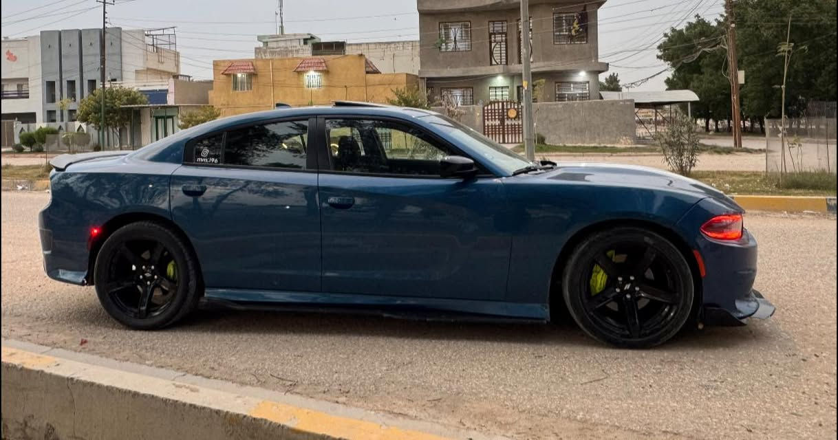 للبيع: دودج جارجر ار تي  R/T HEMI
الموديل: 2022
المحرك: 5.7 :HEMI V8 
الكير: أوتوماتيك 8 سرعات مع خاصية التبديل اليدوي  بالسترين 
نظام الدفع: خلفي (RWD)
عداد المسافة 50 ميل وقابل لزياده 
اللون ازرق
شاشة كبير 
كاميرا خلفية + حساسات رجوع
تحكم كهربائي بالمقعد الامامي
مثبت سرعة + تحكم سترين
فتحة سقف كهربائية
ويل 20 نجمه تو سايز
حادث جاملغ وبنيد
السيارة نظيفة جداً من الداخل والخارج ومشاء الله عليها 
وبعد بيها موصفات المعروفه مال الارتي 
💰 السعر 235 وبيها مجال بسيط 
مكاني بابل حله 
رقمي : ***********
‭٠٧٧٢ ٢٠٧ ٥٠٧٠‬
