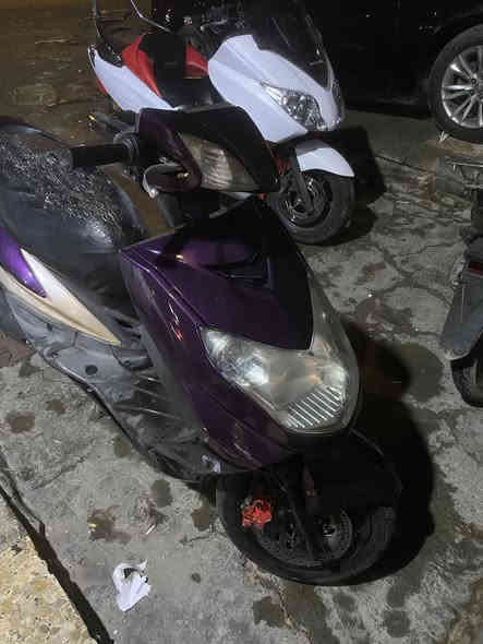 سلام عليكم دراجه سكنس للبيع دراجه مكينه خرسه جيب فيتر وتعال افحص سعر 650 وبيه مجال مدينة صدر ***********
