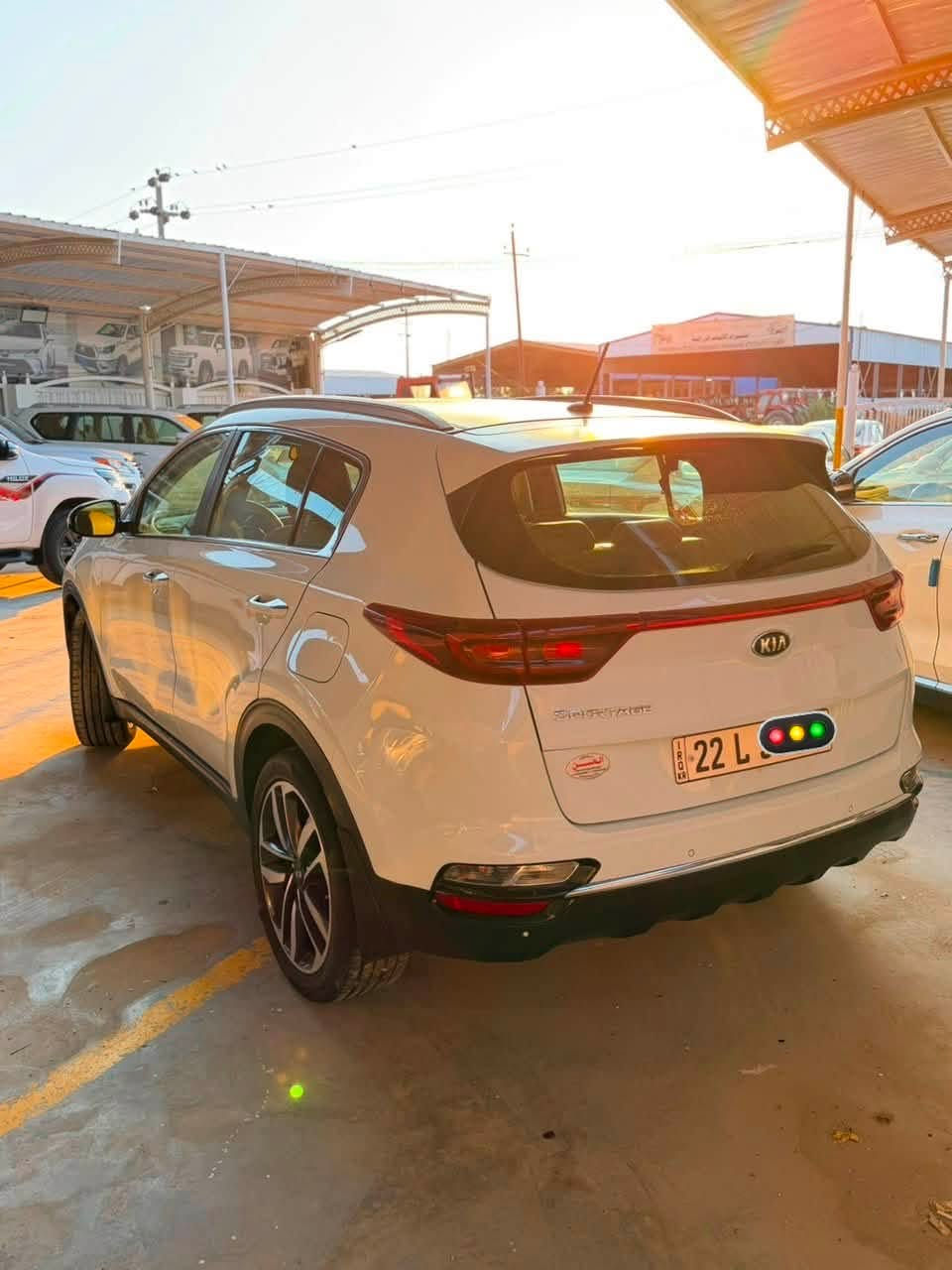 الحسن لتجارة السيارات 

العنوان واسط الزبيدية 

كيا سبورتج 2020 فول مواصفات 
رقم اربيل سنويه جديده 
ماشيه 100 الف 

بنورما / كشنات كهرباء 
مري شفط / حساس امامي خلفي 
بصمه تشغيل / ويل 20 

سياره مكفوله عدا بارد بسيط مكان واحد

السعر 205$ 

***********

عبدالله وليد القريشي
