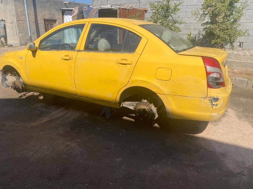 السلام عليكم شيري اي فايف مديل 2013 سنيه ضايعه رقم لماني راعي مااندله ابيع كوم حدين اتكفل عشائر فقط مكينه مابيه كير موجود مشدود كير كورله بيكاتچو دعاميه موجوده تايرات موجوده سياره مامخيسه نضيفه بس عوزه مكينه كورله الف وستميه المكينه كامت ونزلته العنوان بصره كرمت علي ابوصخير السعر 6 ( *********** بيه مجال مكلف بل نشر البصرة, العراق
