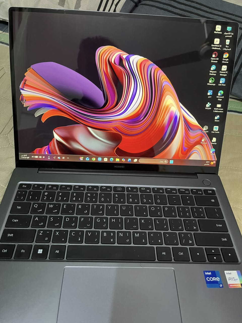 لابتوب هواوي HUAWEI MateBook 14
جهاز نضيف نضافه 90‎%‎
بطاريته قويه دوم ساعات طويله 
كبر الشاشه 14.2
ذاكره 512
لشاشه لمس
لعشوائيه 16
وباقي التفاصيل موجوده بلصور 
العنوان البصره القبله 
رقم التلفون واتساب ***********
